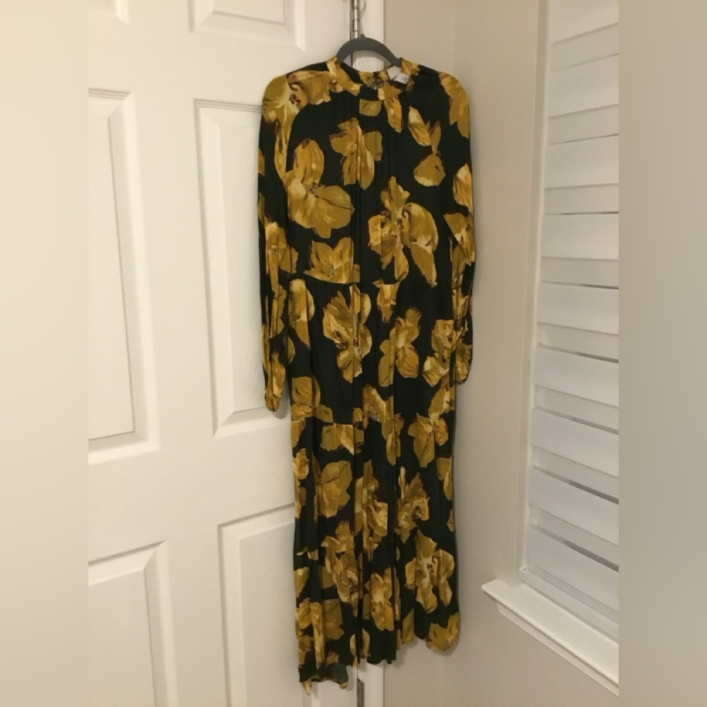 Women’s green and yellow print maxi dresss